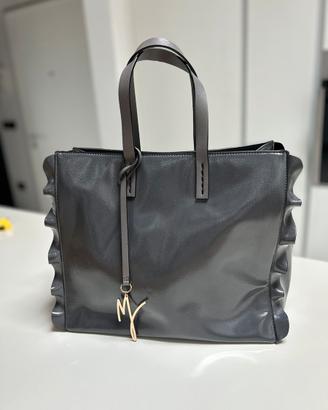 Borsa Manila Grace colore grigio lucido