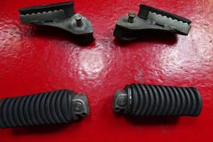 POGGIAPIEDI RADIATORE BMW R1200GS