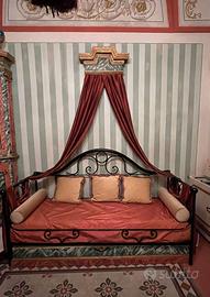 coppia lettini in ferro battuto fine 800