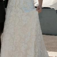 Abito da sposa in pizzo francese