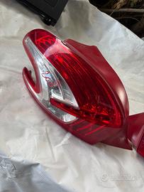 Fanale Faro Posteriore sinistro Peugeot 208 2012 >
