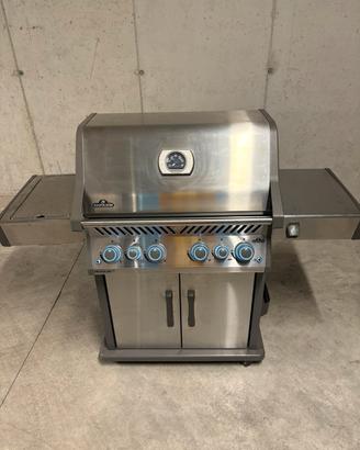 Napoleon Rogue SE 625 RSIB + fuoco infrarossi