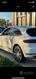 Ricambi porsche macan 2.0 benzina