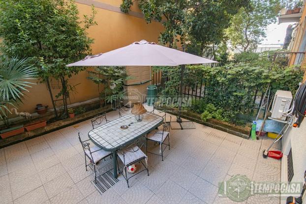 |TRILOCALE CON GIARDINO DI 50MQ | IN ZONA RONDO' T