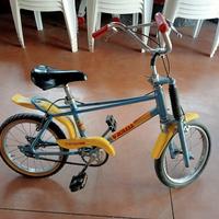 bici cross vicini bambino