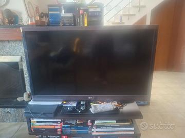 TV LG 47" Full HD LED (Modello 47LW570G) + Telecom