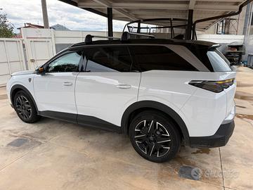 Peugeot 5008 hybrid iva esposta 7posti