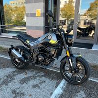 Benelli Leoncino 250 ABS