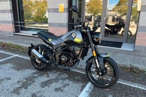 Benelli Leoncino 250 ABS