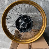 Cerchio a raggi oro Bmw