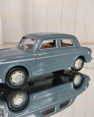 5 modelli Fiat 1100 in varie versioni - scala 1/43
