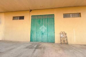 BOX A MONTENERO DI BISACCIA