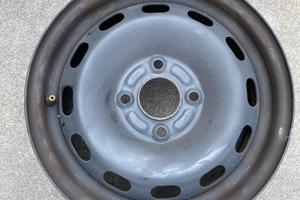 4 cerchi in ferro R14