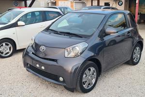 Toyota iQ 1.0