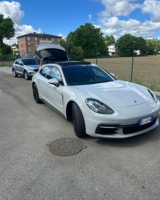Panamera 4