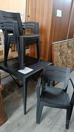 tavolo e sedie da giardino