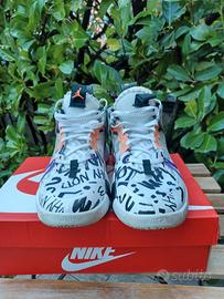 Scarpe sportive nike