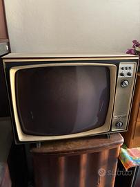 Televisore vintage Sinudyne modello 2321 anni 70