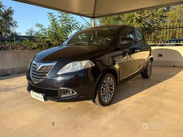 LANCIA Ypsilon 1.2 69 CV 5 porte Silver OK NEOPA