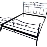 Struttura letto in ferro battuto