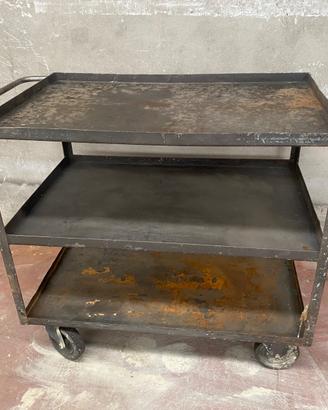 Carretto porta attrezzi