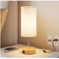 Lampada da comodino in lino alimentazione a corren