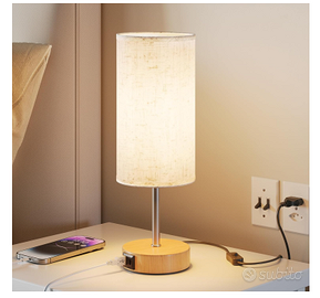 Lampada da comodino in lino alimentazione a corren