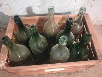 Bottiglioni 2 litri più o meno scuri 8pz.