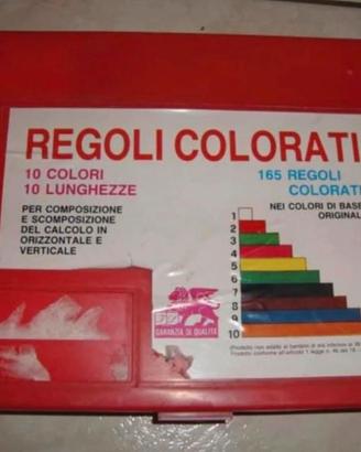 Scatola di regoli colorati per bambini