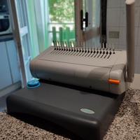 Rilegatrice a bordi plastici