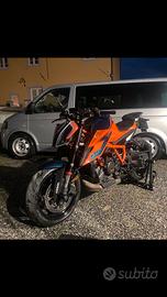 KTM Superduke 1290r 2021