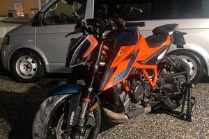 KTM Superduke 1290r 2021
