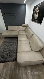 Divano angolare in pelle beige