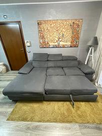 Dovani poltroba e sofa