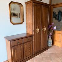 Mobile ingresso in legno con specchio