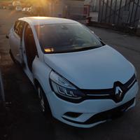 RENAULT CLIO  2019