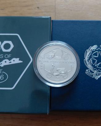 Moneta in argento 80 anni Vespa