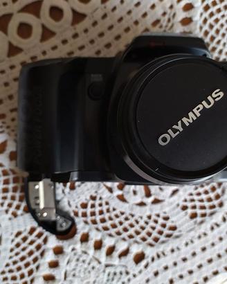 macchina fotografica olimpus OM101 Power focus