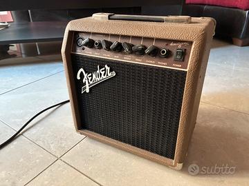 Amplificatore Fender Acoustasonic 15