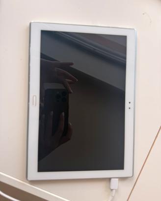 Lenovo 4 10 Tab Plus