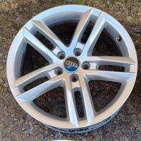 Cerchi lega originale Audi A3 Q3 Q2 s.line mis.17