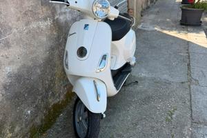 Vespa 125