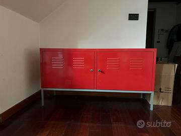 Credenza in metallo Ikea