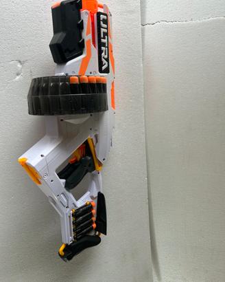 Nerf Ultra pistola giocattolo con cartuccie