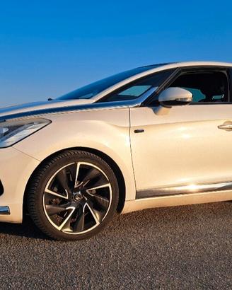 Ds DS5 5 Hybrid4 airdream Sport Chic