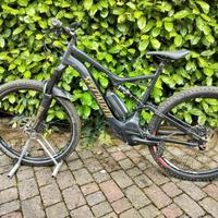 e-bike  SPECIALIZED