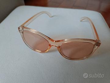Occhiali da sole color pesca 
