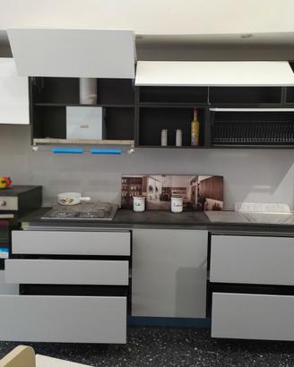 Cucina moderna ,  Nuova 3,00 MT.