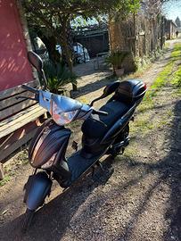 Scouter elettrico alien