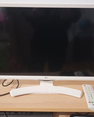 LG Monitor TV LED 24" 16:9 HD Ready Certificato ti